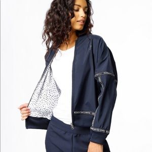 ADIDAS NMD REV Dolmain Crop Jacket